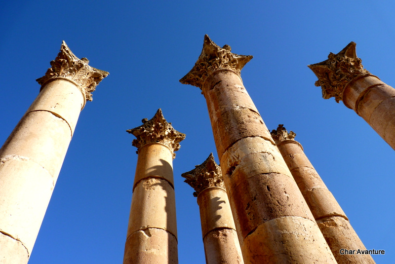 03. stebri v rimskem mestu jerash