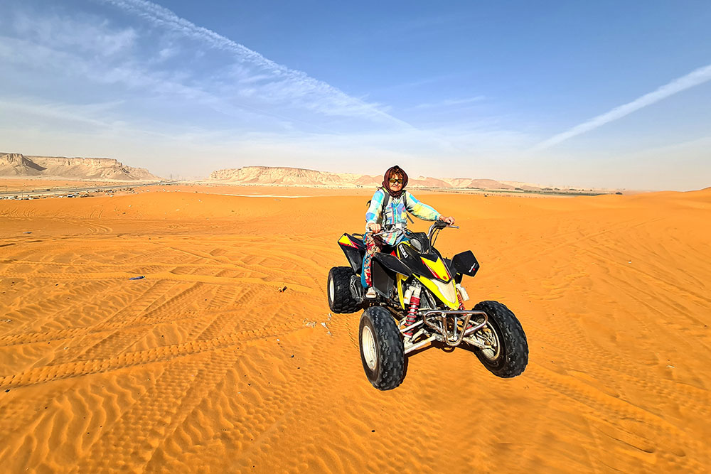 red sand dunes potovanje Saudska arabija (Saudova arabija) 